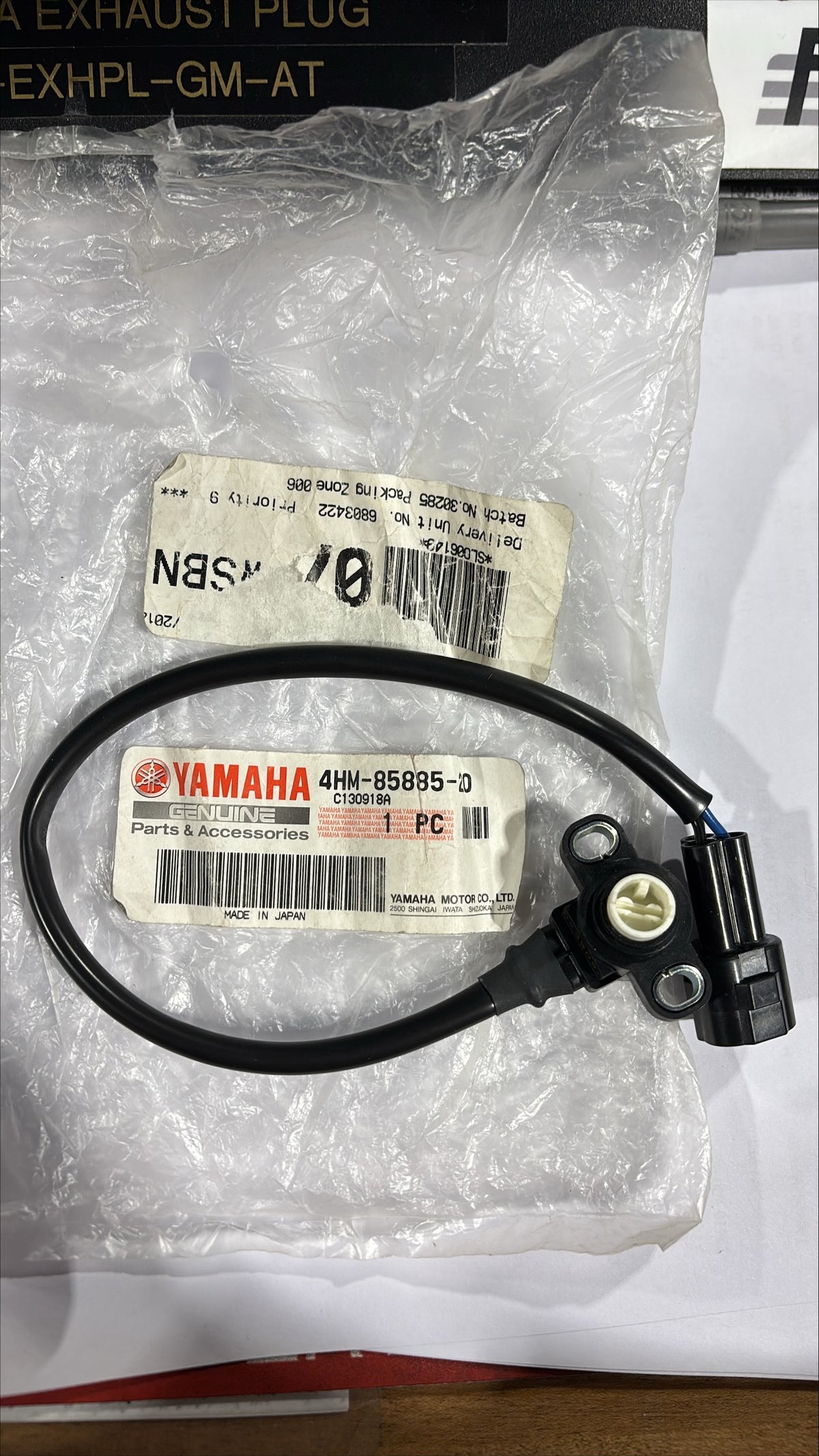 Genuine OEM Yamaha Throttle Position Sensor (TPS) Assembly - 4HM-85885-20-00