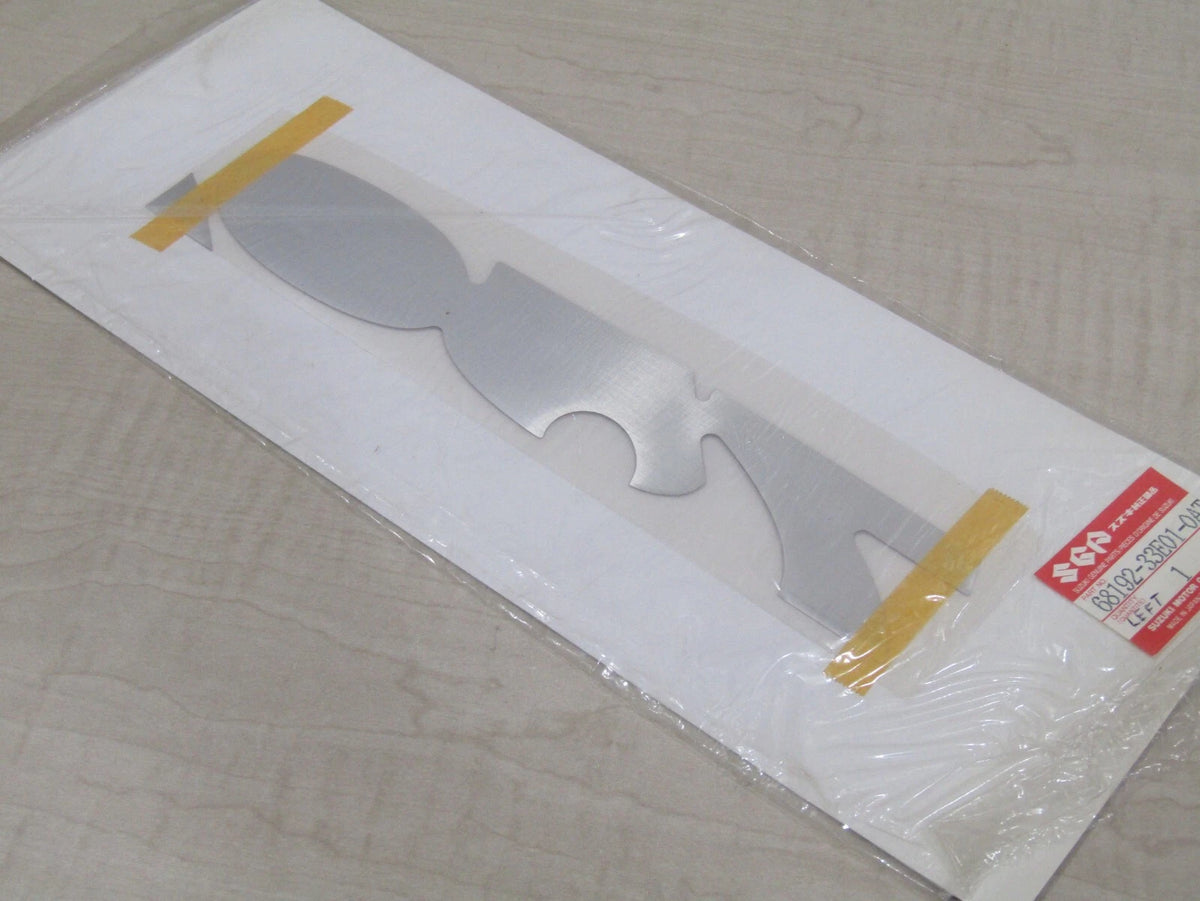 Suzuki GSX-R750 Under-Cowl Emblem | 68192-33E01-0AT